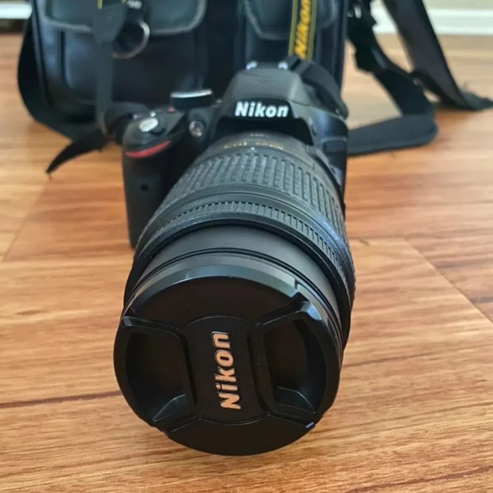 NIKON DSLR Camera 3200